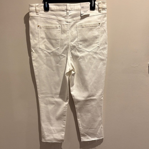Women's Cropped White Jeans size 16/waist 33 inches - Picture 5 of 6